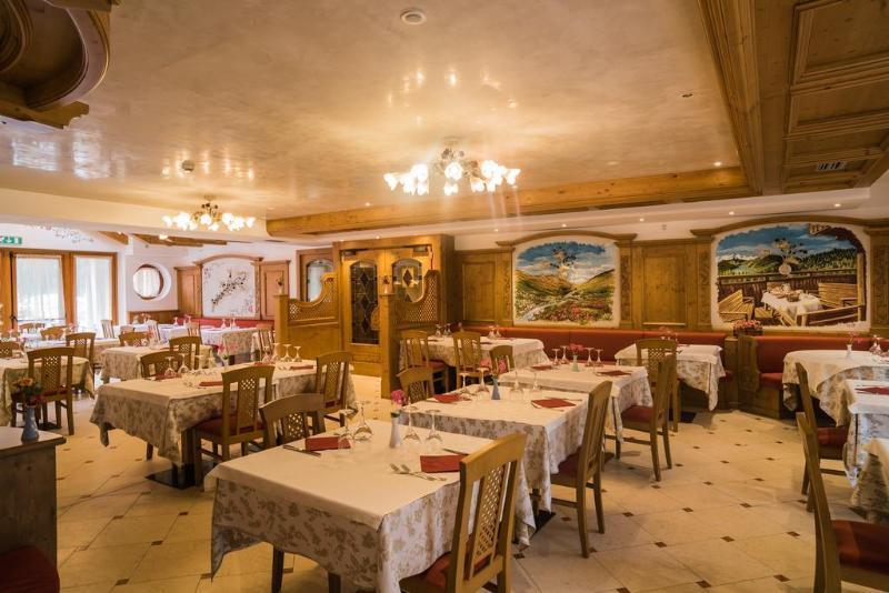 Hotel Rosa Degli Angeli Peio Fonti Exterior photo